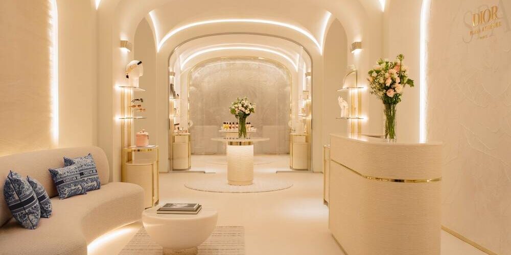 DIOR INAUGURATES NEW SPA AT HOTEL PLAZA ATHÉNÉE IN PARIS